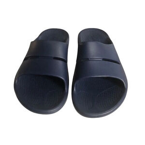 OOFOS OOAH "Luxe" Unisex Sz M9/W11 Navy Comfort Slip On Recovery Slides Sandals
